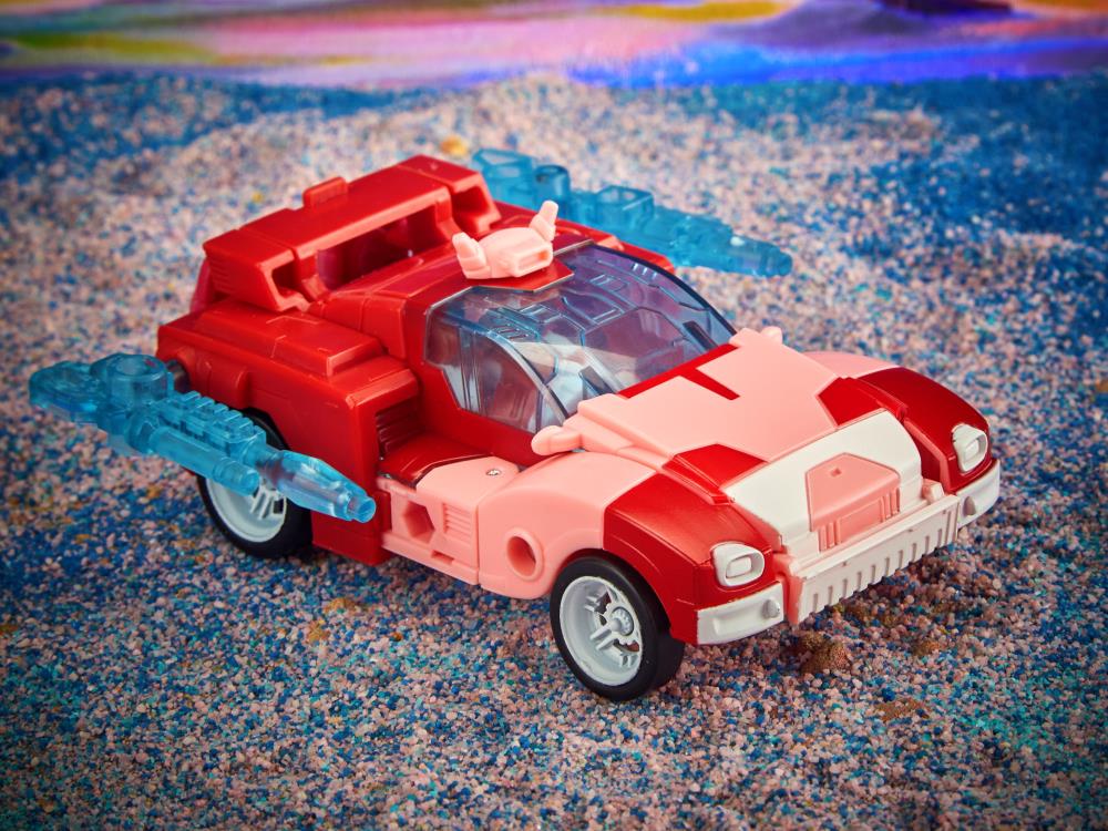 Transformers Legacy | Deluxe Elita-1