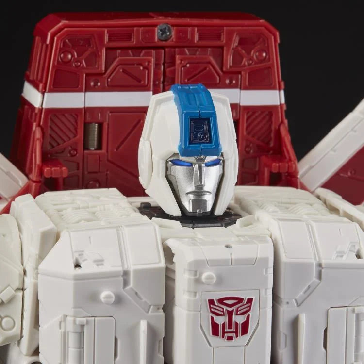 Transformers War for Cybertron: Siege Commander Jetfire | Reissue