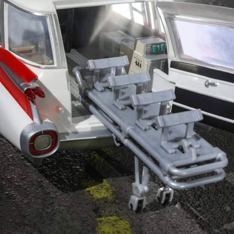 Ghostbusters (1984) Plasma Series Ecto-1