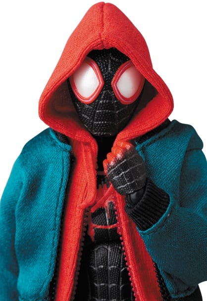 MAFEX "Spider-Man: Into the Spider-Verse" Miles Morales (Reedición)
