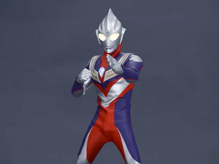 Figura de acción de Ultraman Tiga